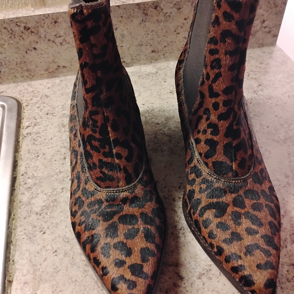 Stylish Leopard Print Ankle Booties